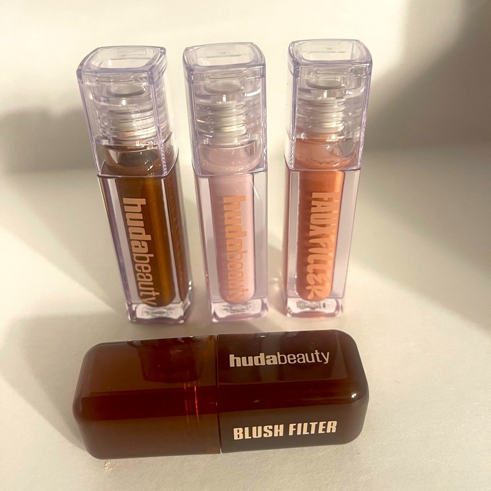 HUNDABEAUTY SHIMMER LIP GLOSS & LIQUID BLUSH